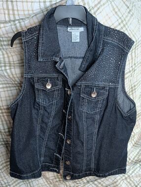 Kids Vest 1x. Denim Glitter Gems Detail